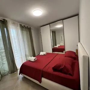  Appartamento Diem Near Pazari I Ri